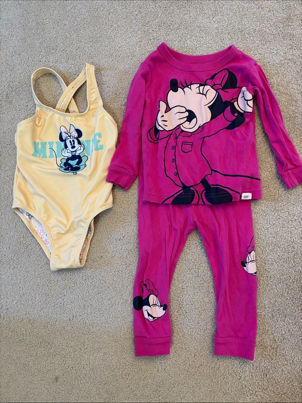 GAP Kids Minnie Mouse Pink Long-Sleeve Pajama / old navy Yellow Minnie Swims